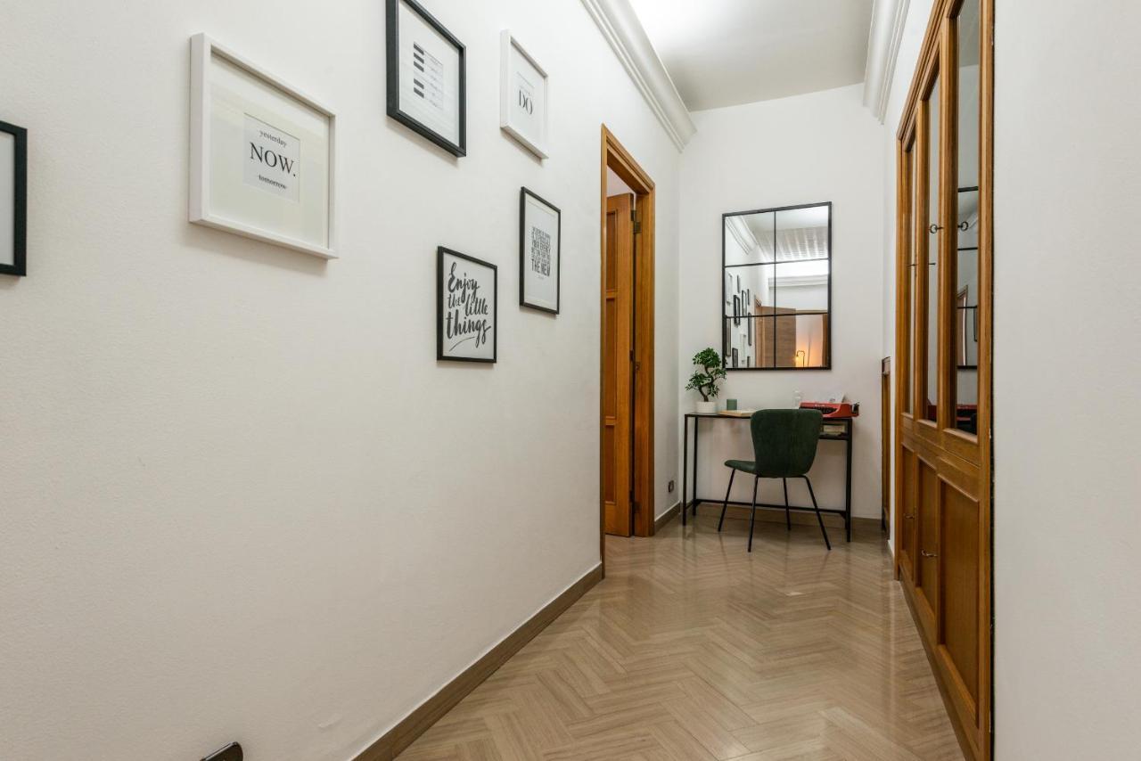 Appartamento Via Di Porta Labicana Rome Luaran gambar